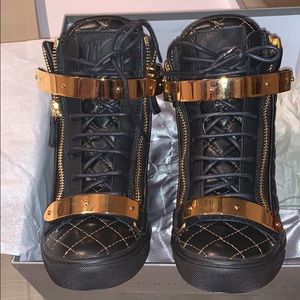 Black Giuseppe Zanotti quilted wedge sneakers